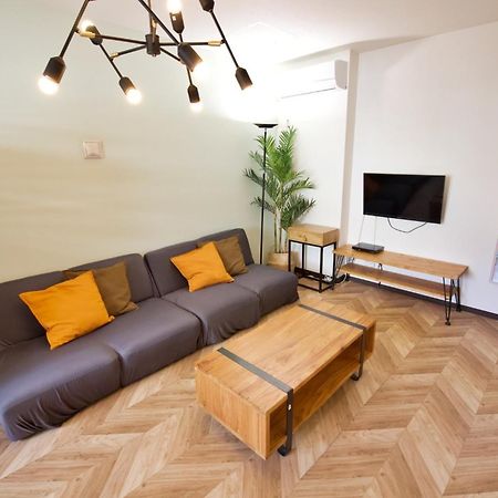 Clomtown Ishigaki Appartement Ishigaki  Buitenkant foto